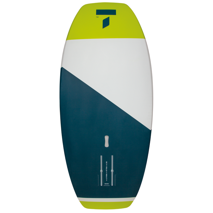 Tahe Aria 5.11 foil board with canopy